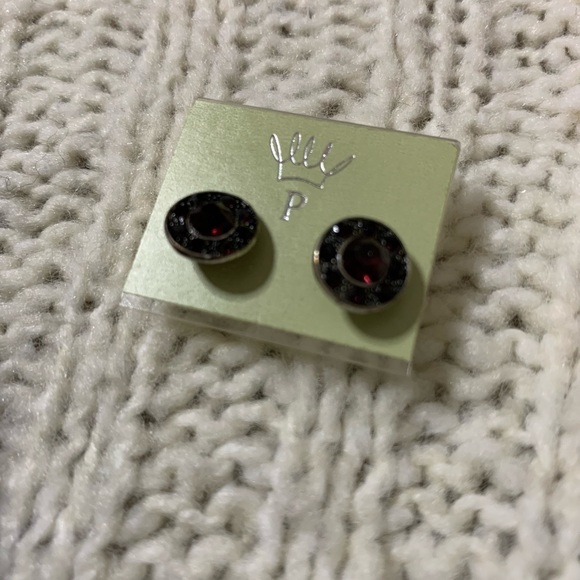 Patina purple(ish) earrings - NWOT - Picture 3 of 7